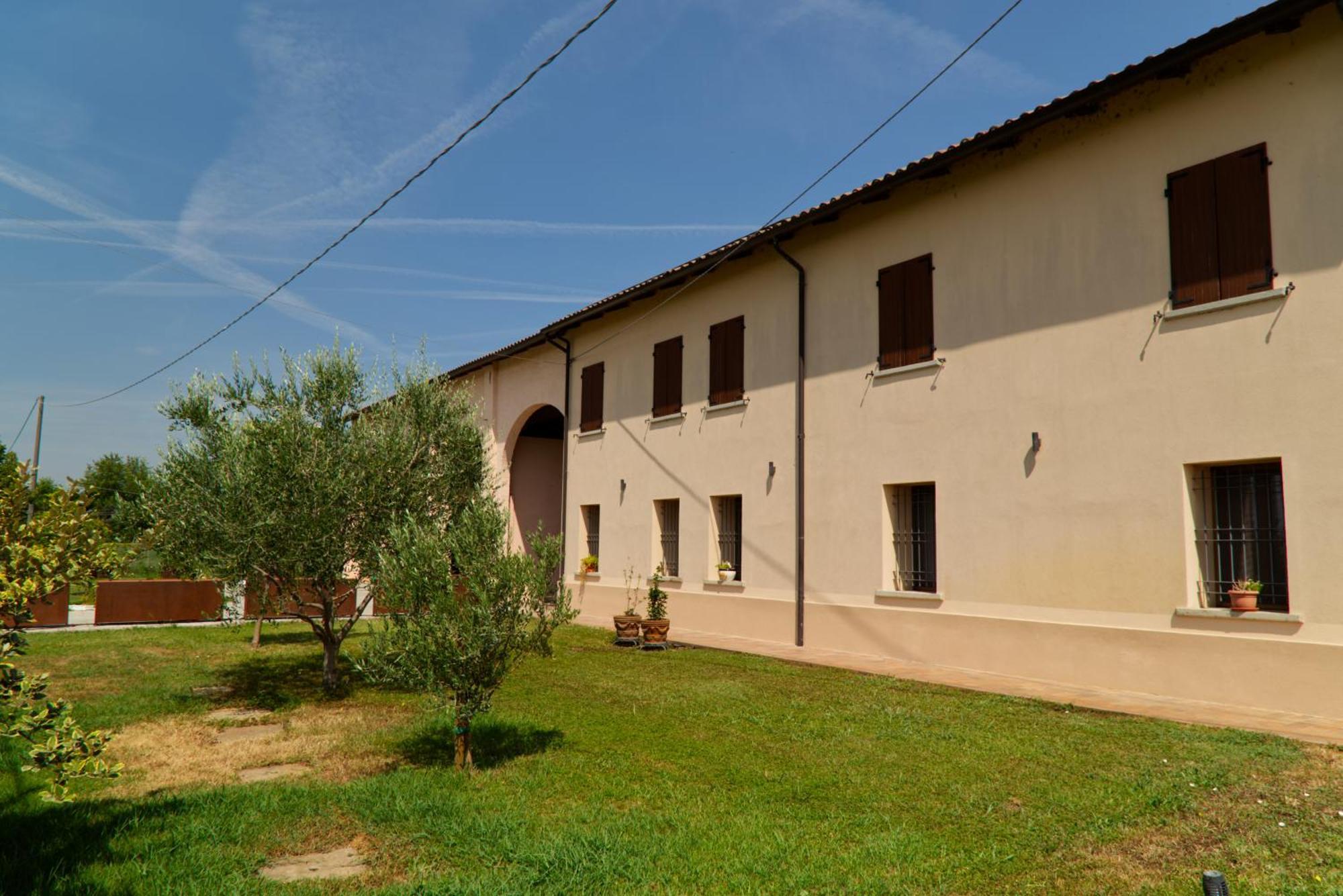 Antico Casale Caroli Hotel Gattatico Exterior foto